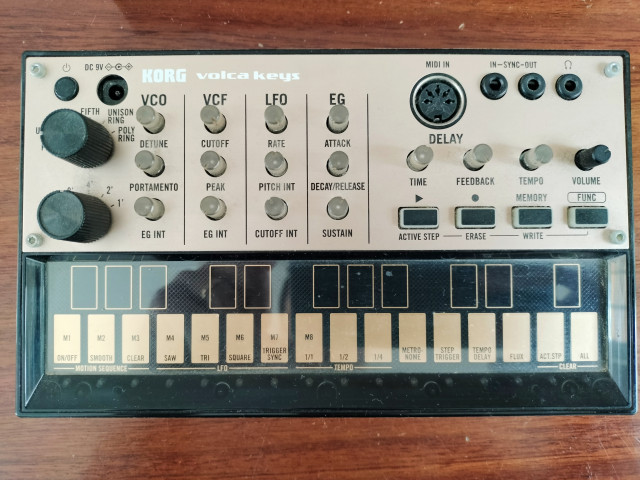 KORG VOLCA KEYS