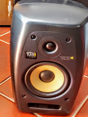 Monitores de estudio KRK VXT6