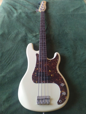 Precision Bass de luthier