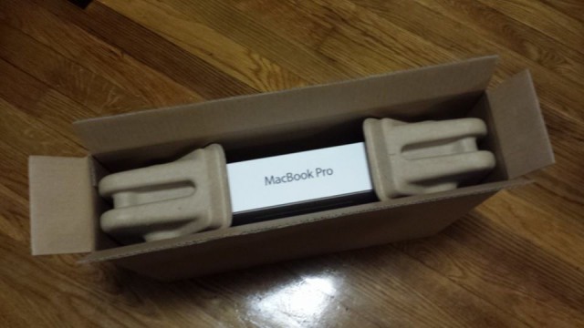 MACBOOK PRO 15 PULGADAS HASWELL :2,3 GHz,RETINA,TOPE GAMA 2150€