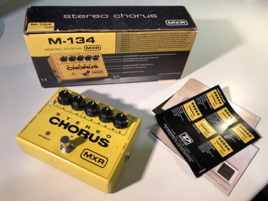 MXR Stereo chorus M-134