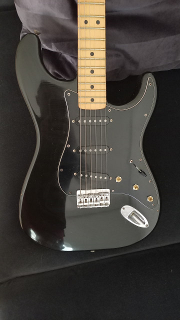 Guitarra Fender stratocaster  U.S.A 1979