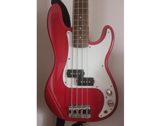 También cambio Squier Mini P Bass Dakota Red