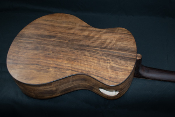 Guitarra acústica de Luthier