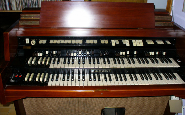 Hammond H100 1968 (Upgrading Hammond B3)