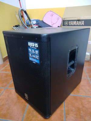 Sub Yamaha DXS15 RESERVADO