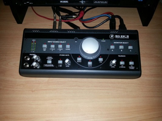 Controlador de Altavoces BIG KNOB studio comand system de mackie