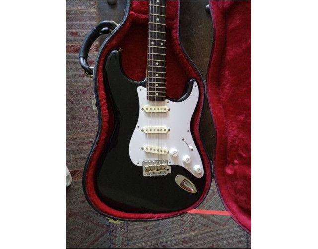 Guitarra Stratocaster MIJ FujiGen Gakki