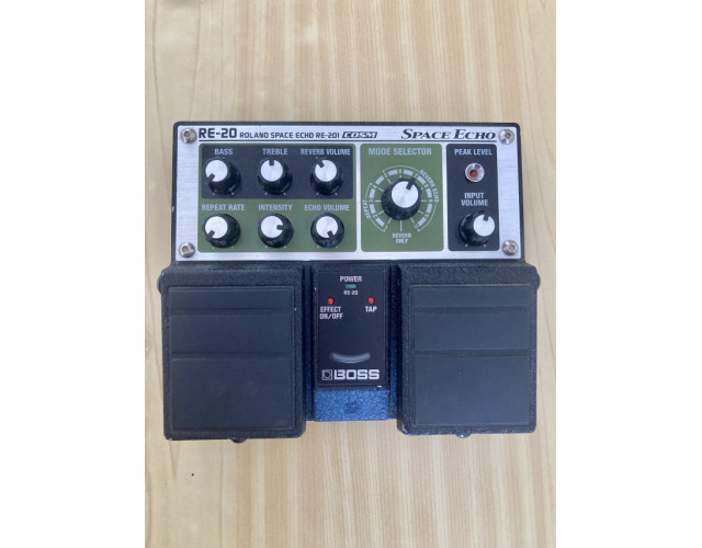 Pedal Boss RE 20 Space Echo