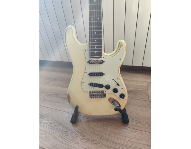 Vintage Icon V6 John Hornby Strat Noiseless