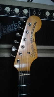 Squier Stratocaster JV de 1983