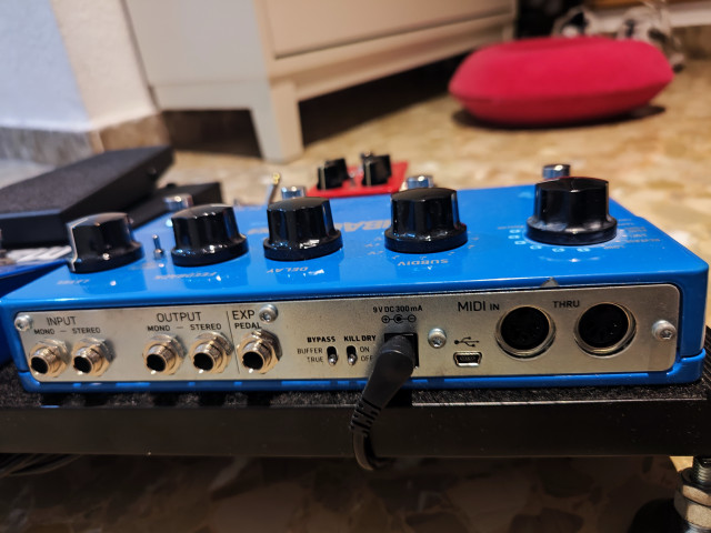 Flashback x4 delay y looper