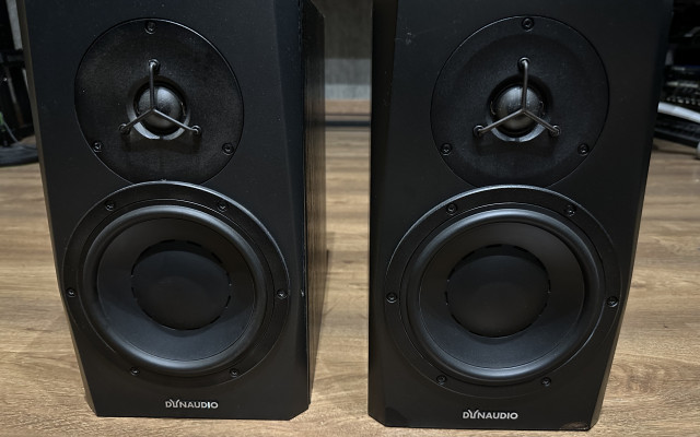 Monitores Dynaudio BM5 Mk3