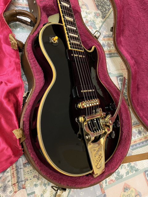 Gibson Les Paul Classic Custom Antique Ebony P90 con Bigsby B3