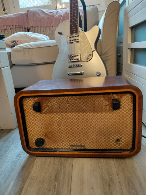 Amplificador a válvulas geloso y caja años 40
