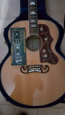 Gibson Sj200