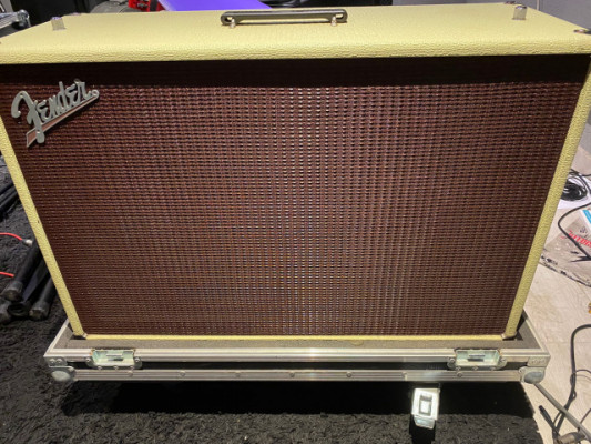 Pantalla 2x12 Fender Super Sonic 60 + Fly Case a medida