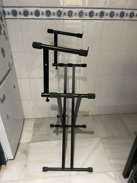 Stand dobles para teclado