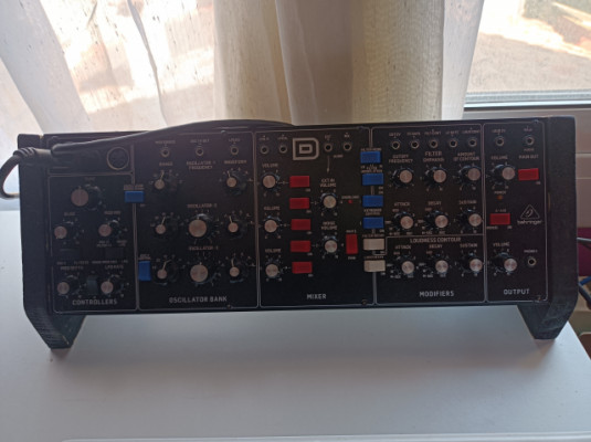 Behringer Model D