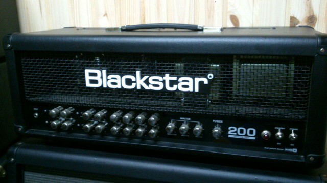 Cabezal BLACKSTAR Series One 200