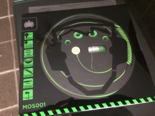 Auriculares Ministry Of Sound MOS 001