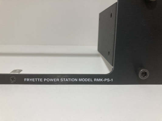 Fryette Power Station Basic Rack Mount Set - envío incluido