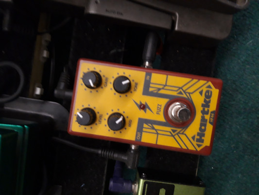 Fuzz PARA BAJO HARKETT