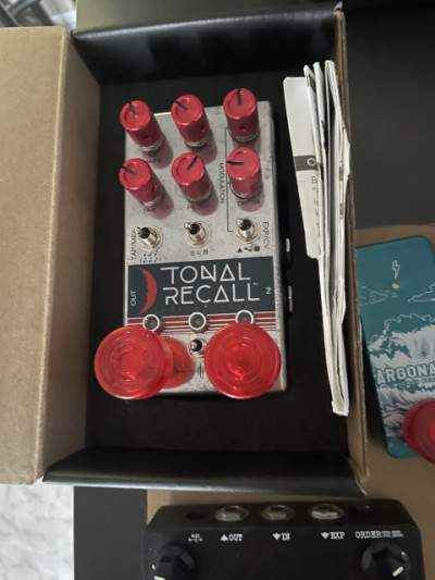 Chase Bliss Tonal Recall Red knob