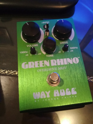 Green Rhino de Way Huge