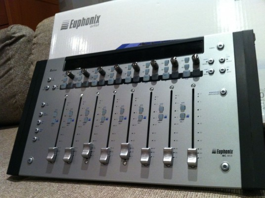 vendido-euphonix mc mix como nueva`acepto apogee duet 2 o guitarra elec.