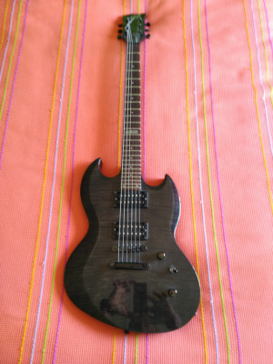 Guitarra Ltd Esp Viper fm 100