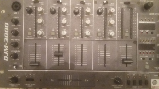Mesa de mezclas Pioneer DJM 3000