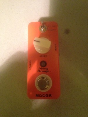 (o cambio)Mooer Ninety Orange + Alimentador