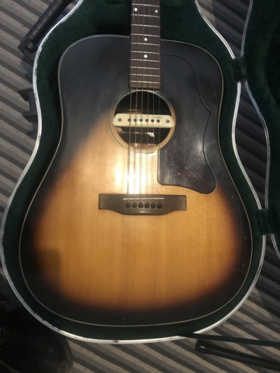 Gibson J-45 Deluxe de 1974 Rebajada temporalmente