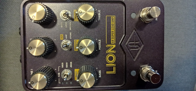 UAFX Lion 68'. Envío incluido.