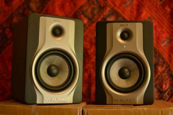 Pareja de monitores M-Audio BX5 Carbon Nuevos
