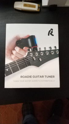 Roadie guitar tuner