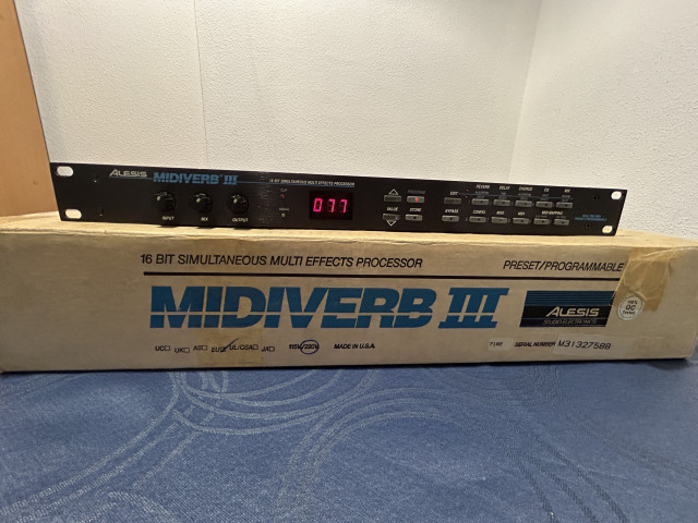 Alesis Midiverb III