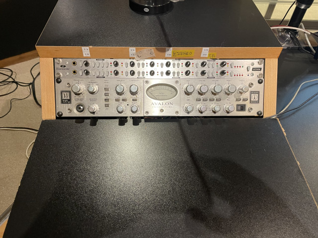 Avalon VT-737SP