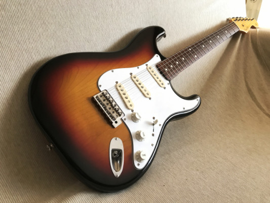 Fender Japan Stratocaster ST62-70TX 3T Sunburst (Vendida)