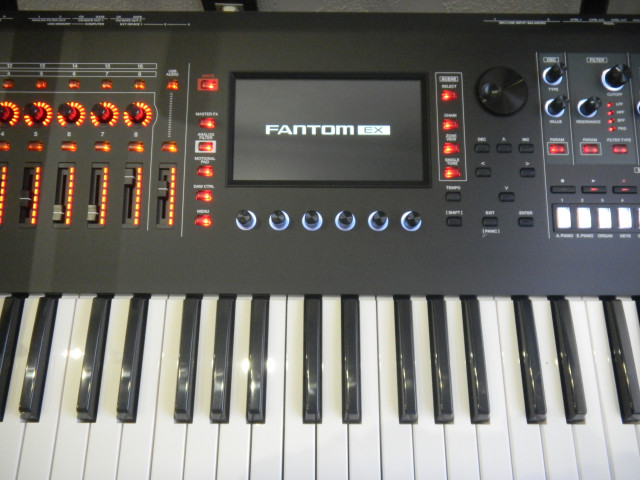 Roland FANTOM - 6 EX Re-Estreno