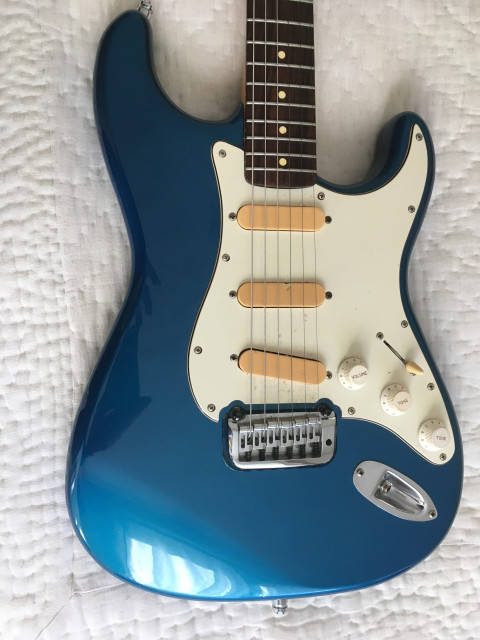 Guitarra STRATOCASTER FENIX