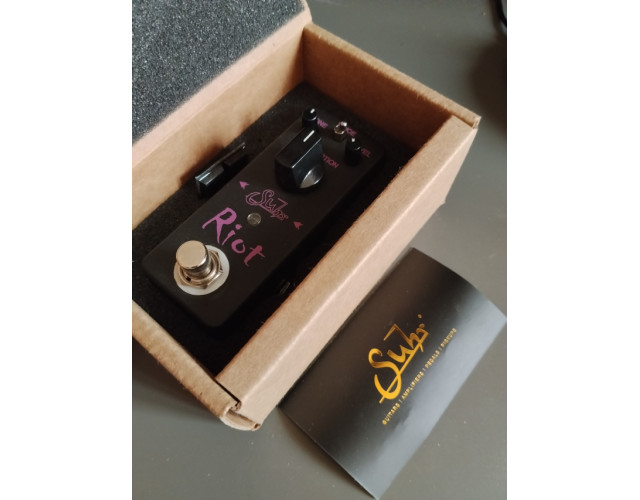 Suhr Riot Mini Black Limited Edition
