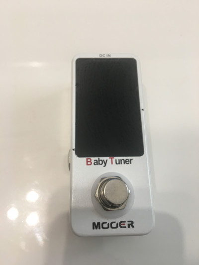 Afinador Mooer Baby Tuner