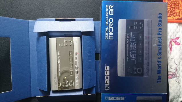 Vendo/Cambio grabador Boss micro-BR