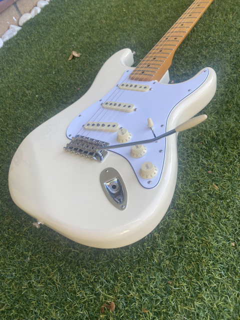Fender Strato FSR 60’ pala invertida