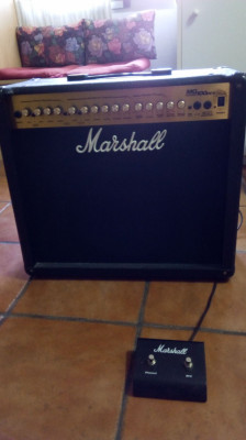 Ampli Marshall MG100dfx