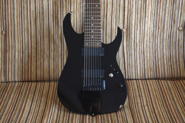 Ibanez RG8 +EMG +Hipshot (También cambio)