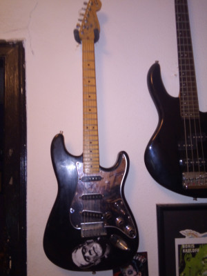 Fender Stratocaster 40 anniversary x Gibson LP