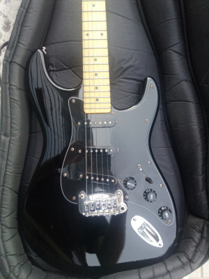 G&l legacy stratocaster